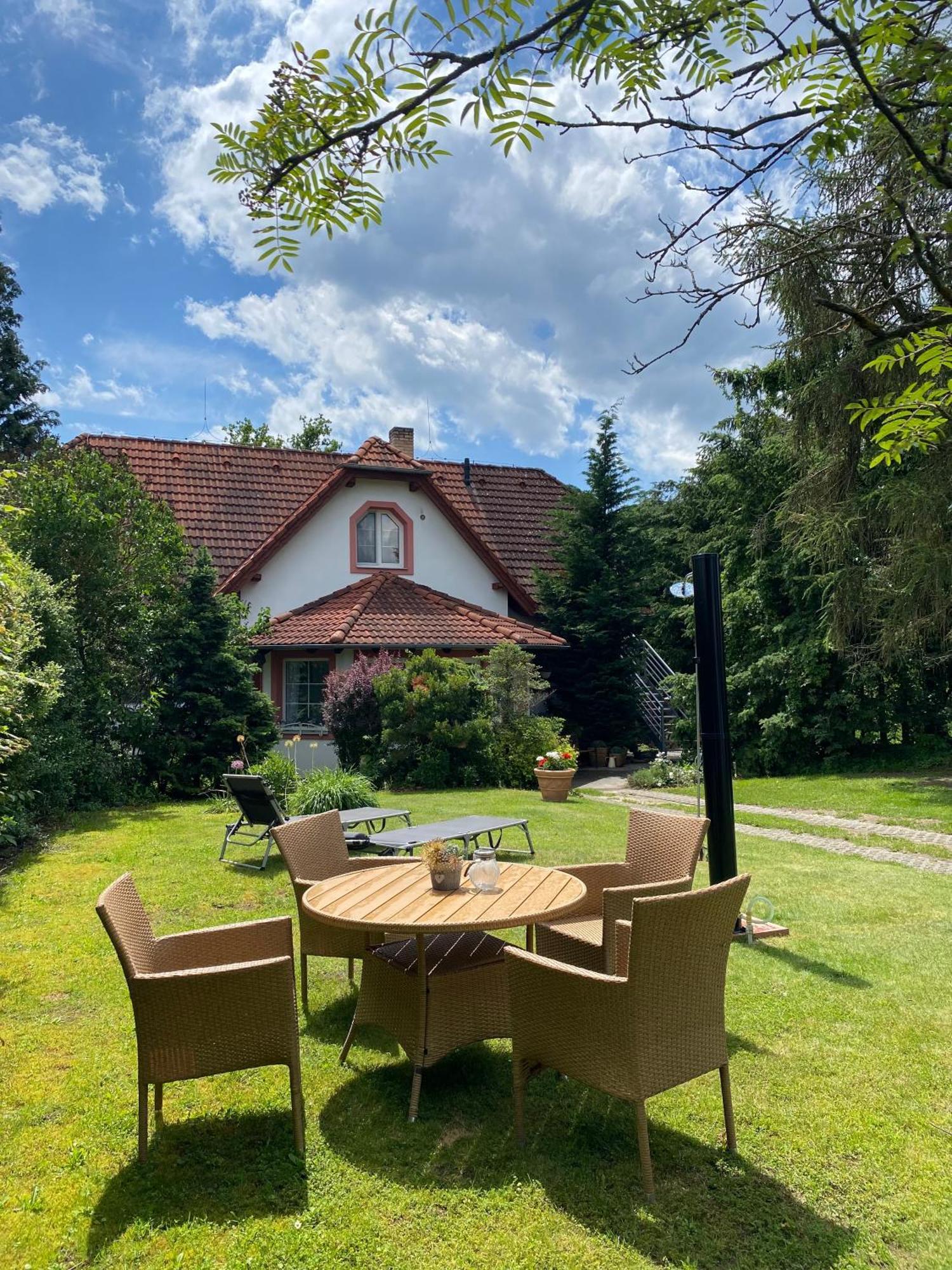 Vila Evio Třeboň Esterno foto